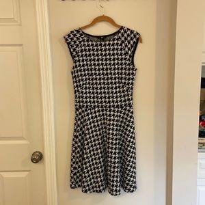 Houndstooth dress from H&M